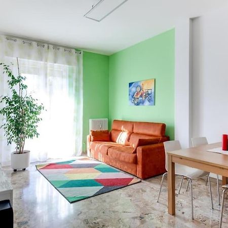Ferienwohnung A Due Passi Dal Centro Forlì Exterior foto