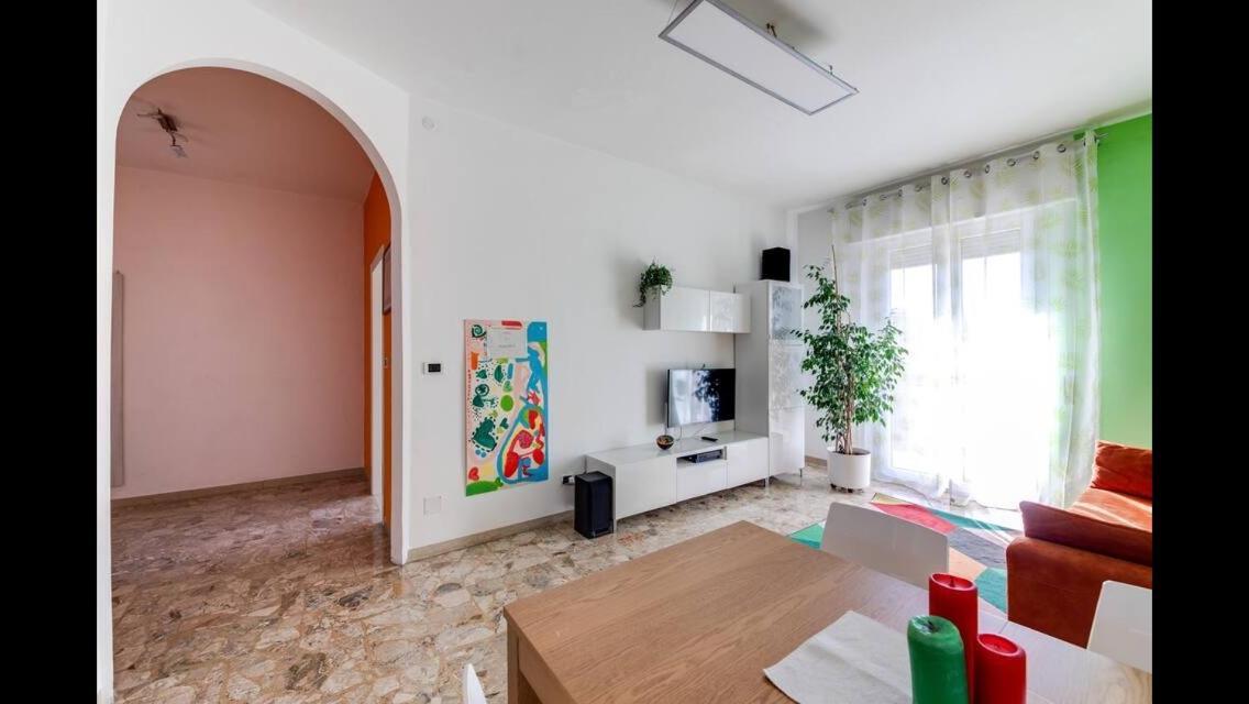 Ferienwohnung A Due Passi Dal Centro Forlì Exterior foto